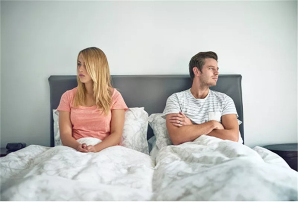 深圳律秦偵探提醒大家，夫妻之間應(yīng)坦誠相待