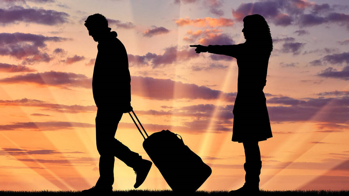 如何預(yù)防婚前一方轉(zhuǎn)移夫妻共同財產(chǎn)呢?